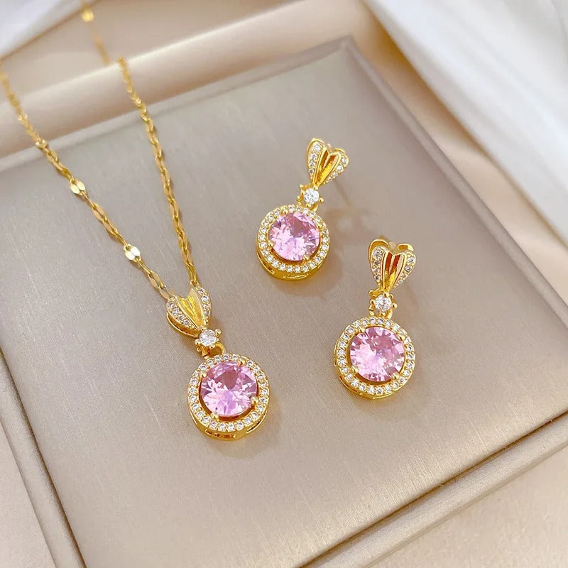 CONJUNTO CRISTAIS ROSA CRAVEJADOS BANHADO EM OURO 18K - CONJ180