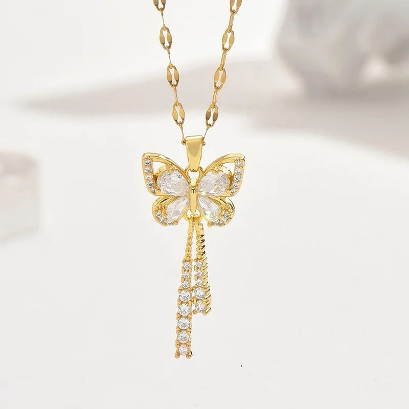 COLAR BORBOLETA CRAVEJADA BANHADO EM OURO 18K - GARG1325