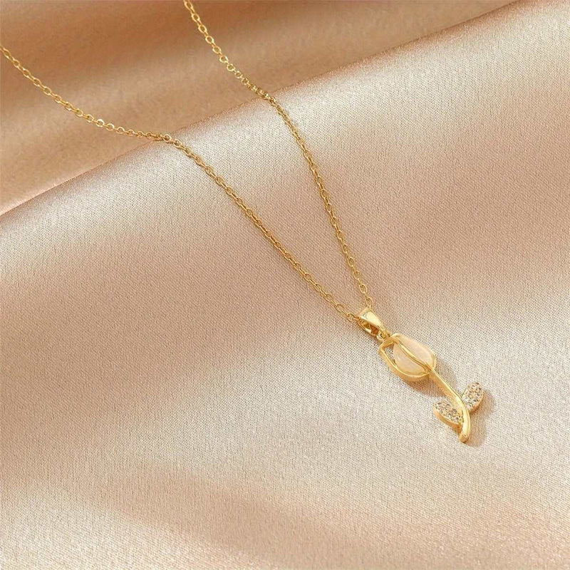 COLAR TULIPA BANHADO EM OURO 18K - GARG113