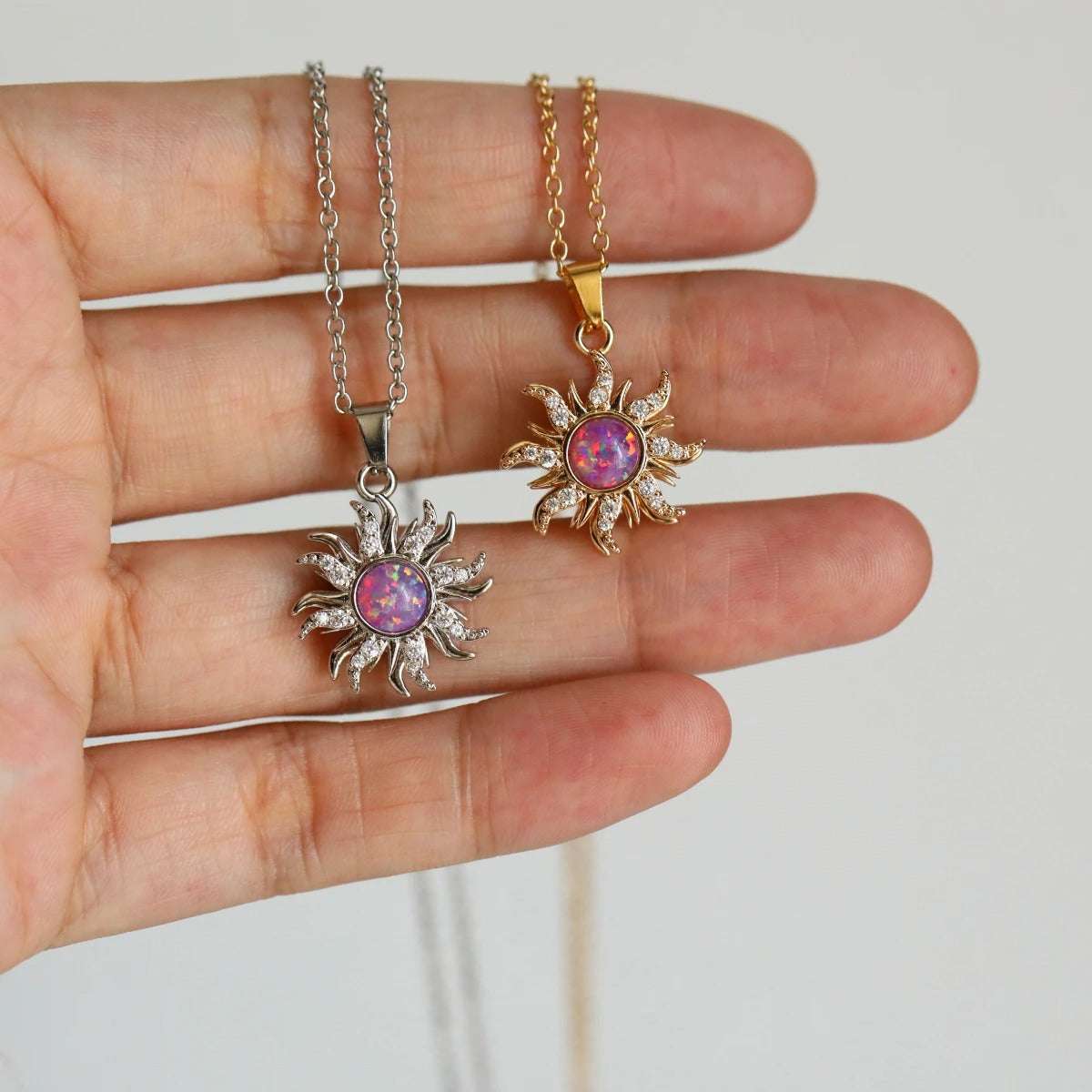 COLAR RAPUNZEL GIRATÓRIO CRAVEJADO - GARG333