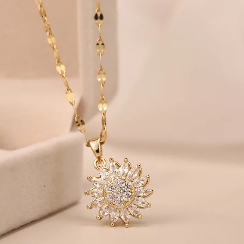 COLAR GIRASSOL GIRATÓRIO BANHADO EM OURO 18K - GARG336