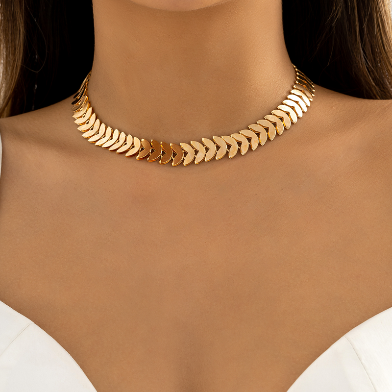 CORRENTE CHOKER ESCAMAS DE PEIXE 45CM BANHADA EM OURO 18K - COR1444